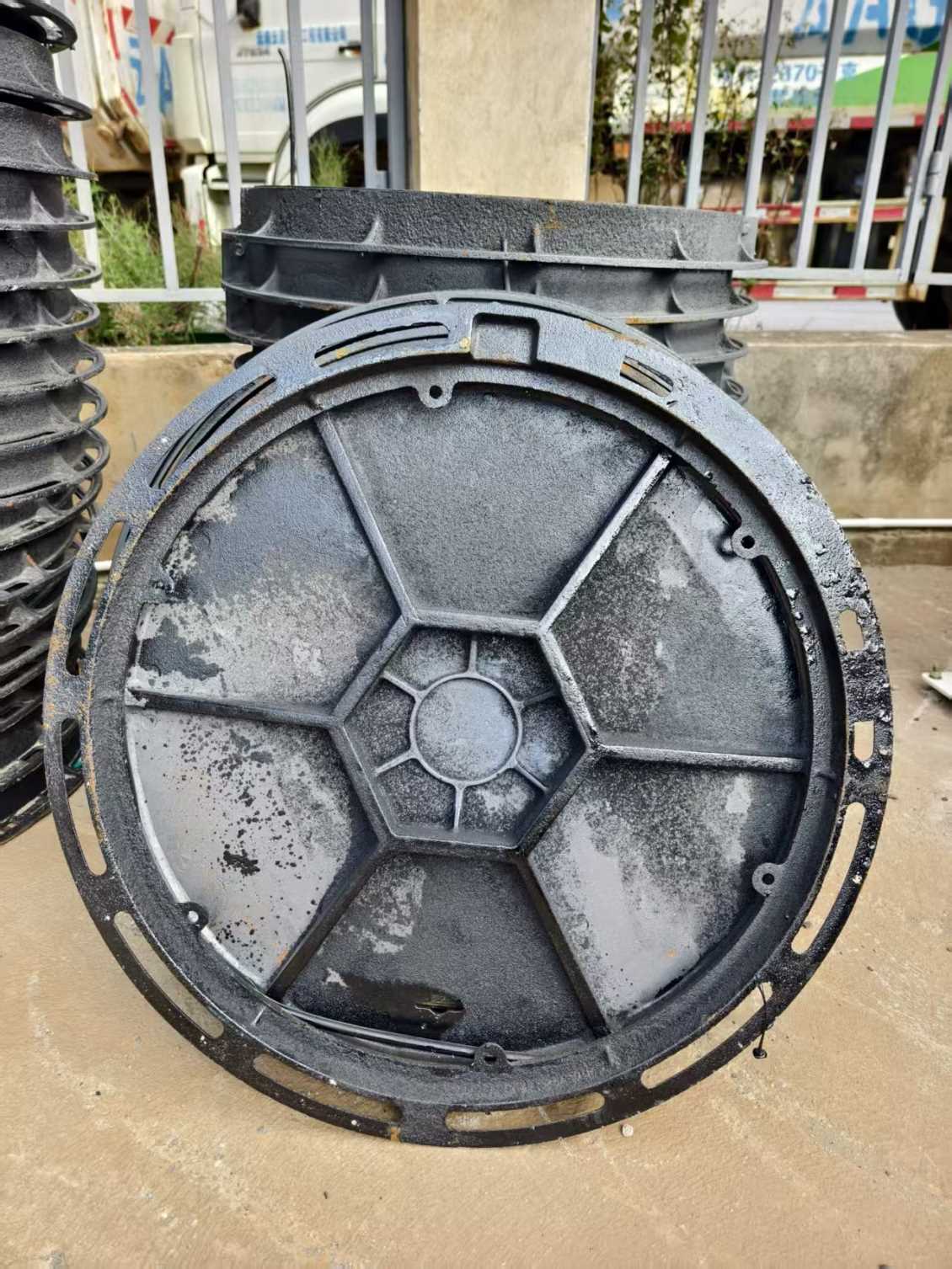 昆明球墨铸铁井盖有哪些规格？